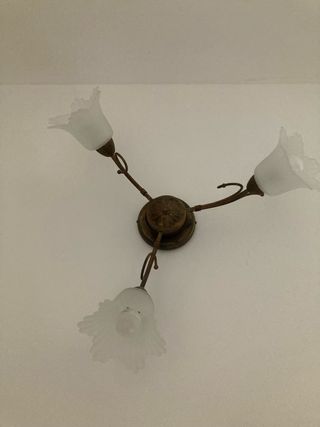 Lampadario da parete in ottone a tre bracci