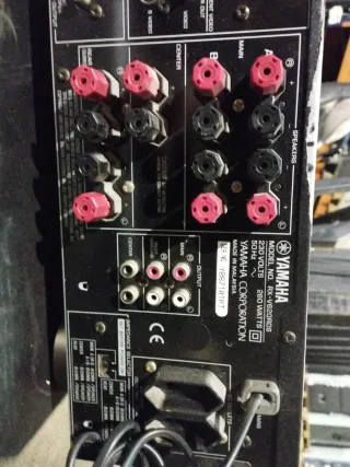 Amplificador hi-fi AV Yamaha RX-V620RDS reparar