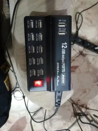 Stazione di ricarica USB Andowl 12 porte