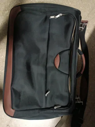 Maleta de viaje con compartimentos Con cremallera