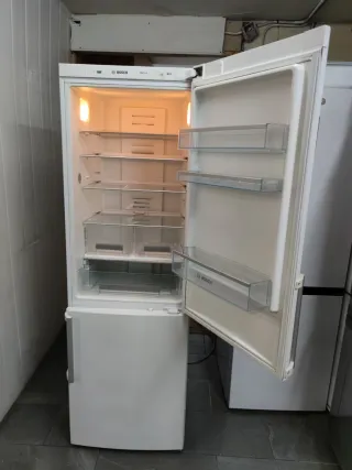 Frigorífico Bosch Combi Clase A+ 185x60cm garantía