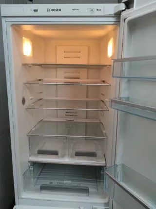 Frigorífico Bosch Combi Clase A+ 185x60cm garantía