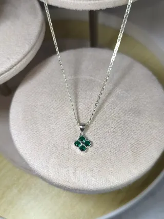 Collar Plata 925 con Dije Verde