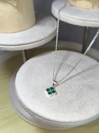 Collar Plata 925 con Dije Verde