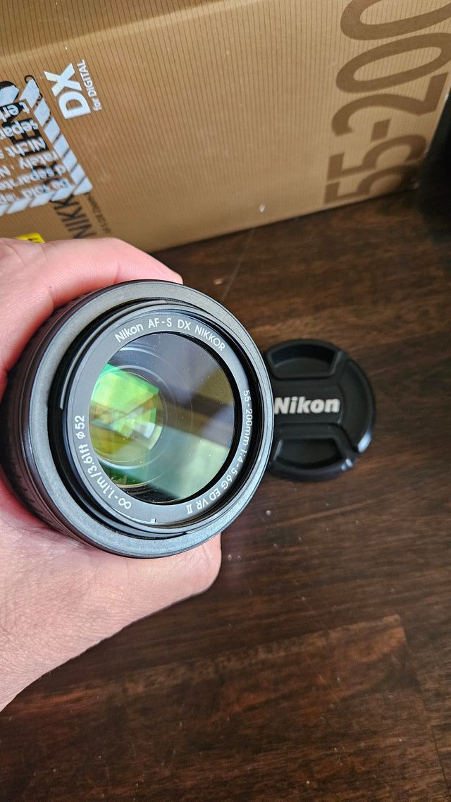 Objetivo Nikon AF-S DX 55-200mm VR