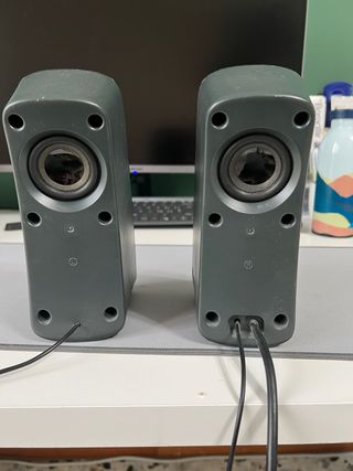 Altoparlanti Logitech con scatola