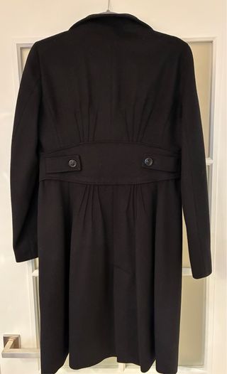 Abrigo negro Zara