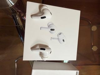 Apple AirPods 2ª Gen