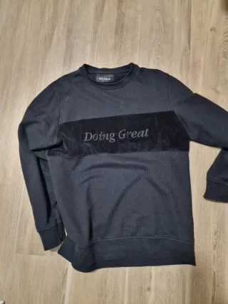 Sudadera Pull&Bear Negra Doing Great