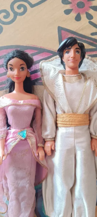 Set di pupazzi di Aladdin e Jasmine