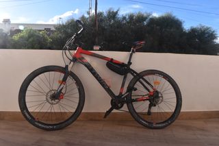 Bicicleta da montagna Btwin Rossa