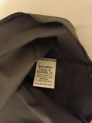 Camisa de piel sintética negra