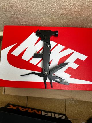 Alicate Multiusos Negro