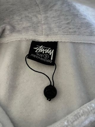Sudadera Stussy Gris Bordado