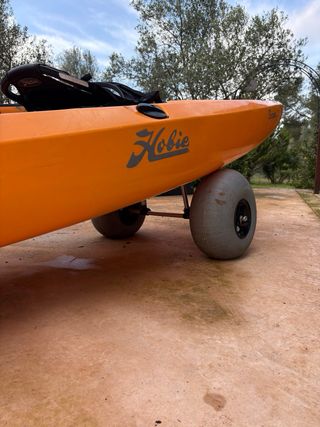 Kayak a pedalea Hobie Compass.