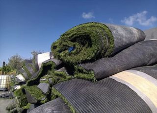venta e instalacion cesped artificial reciclado