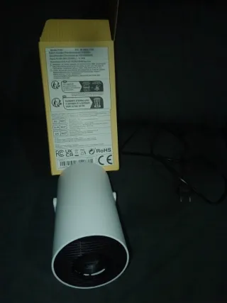 Proyector Ultra HD Negro