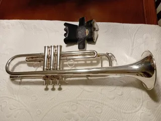 Trompeta Yamaha Xeno 8335 RGS