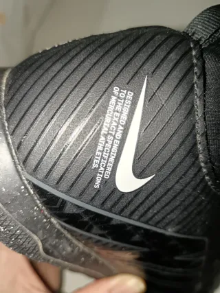 Nike Mercurial Jr SuperFly 9  Club TF. Número 33