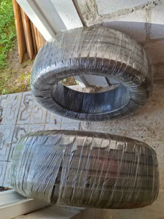 2 neumáticos de coche Tigar