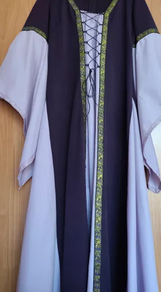 Vestido Medieval Morado