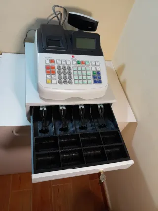 Caja Registradora Olivetti ECR 8200