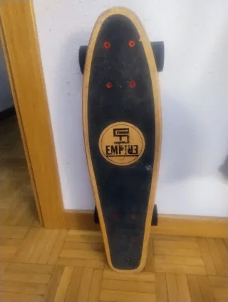 Skate Empire 56cm