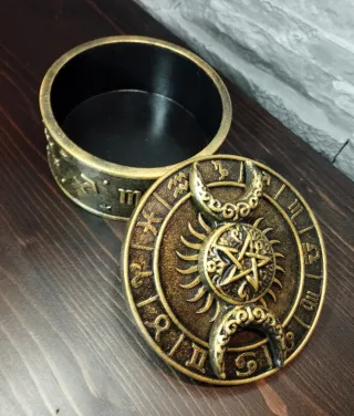 Triple Moon Box Rituals