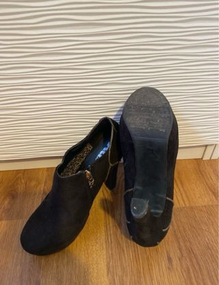 Botines Xti Tacón Negro