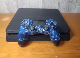 PS4 Slim 1TB Negra 2019 + Mando y Juegos