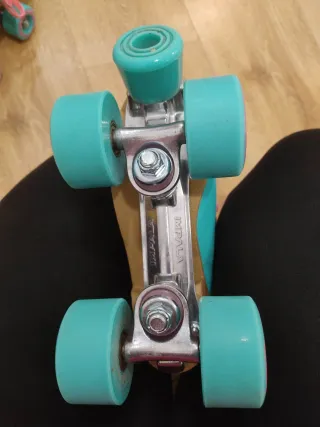 Patines Impala 4 ruedas Talla 35 Casi Nuevos