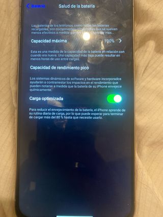 iPhone 16 Pro Dorado