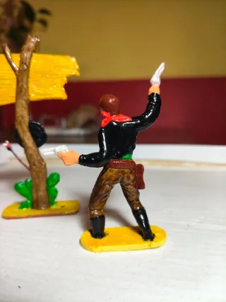 Lotto di soldatini in plastica western vintage