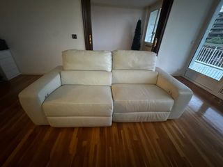 Sofá de piel blanco 2 plazas