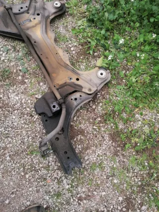 Cuna Motor VW Golf GTI Mk4, con trapecios.