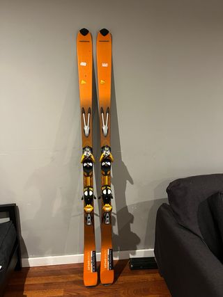 Esquís Salomon Naranja
