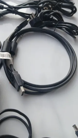 Lote de Cables Alimentación y PC