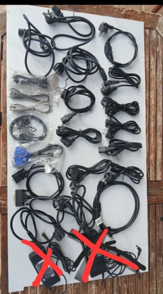 Lote de Cables Alimentación y PC