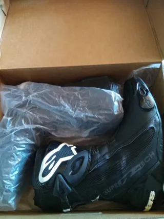 Botas de moto Alpinestars muy rebajadas