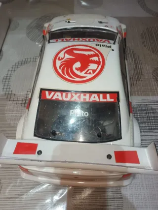 Macchina Kyosho a scoppio con 2 radiocomandi