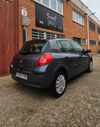 Renault Clio 2006