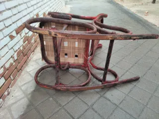 Vecchia sedia Thonet in legno massello anni 1920