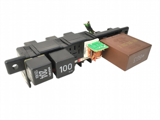 Caja Fusibles VW 8L0941822