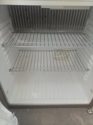 Nevera Trivalente Autocaravana