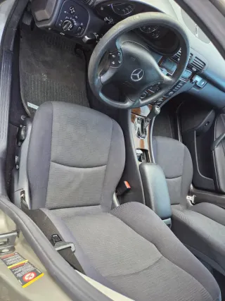 Mercedes C270 Automático