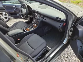Mercedes C270 Automático
