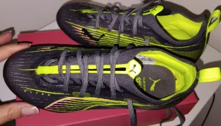 Botas de fútbol Puma 32