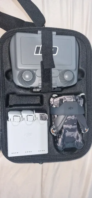 DJI Mini 4 pro Fly More combo con Car reflesh