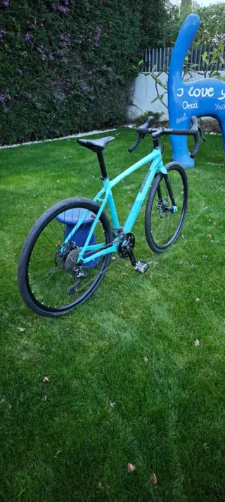 Bianchi Impulso 2023 - GRX 600 - gravel
