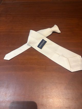 Corbata competición equitación beige